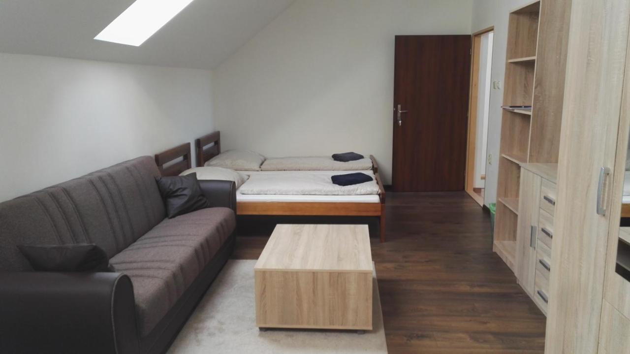 Ubytování v soukromí Opolany u Poděbrad Exteriér fotografie